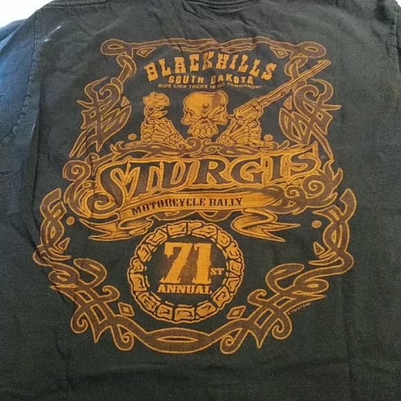 Sturgis 71st Annual Motorcycle Rally Biker Shirt.  Blackhills, SD - Picture 2 of 3